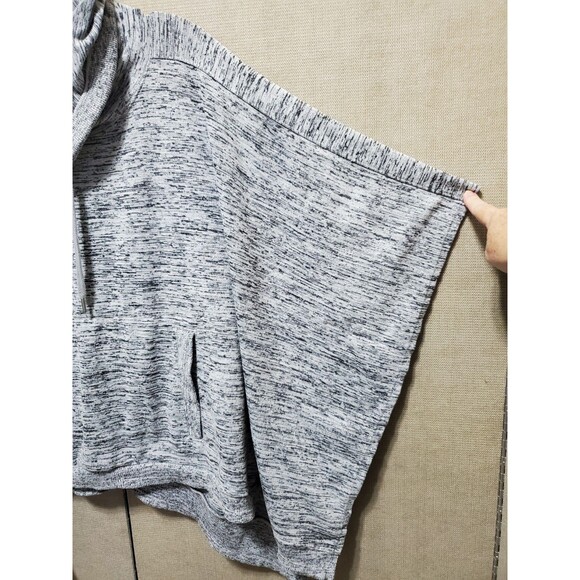 Athleta Gray Blissful Poncho Hoodie 721575 Womens Size Medium Pockets Drawstring - Picture 2 of 9